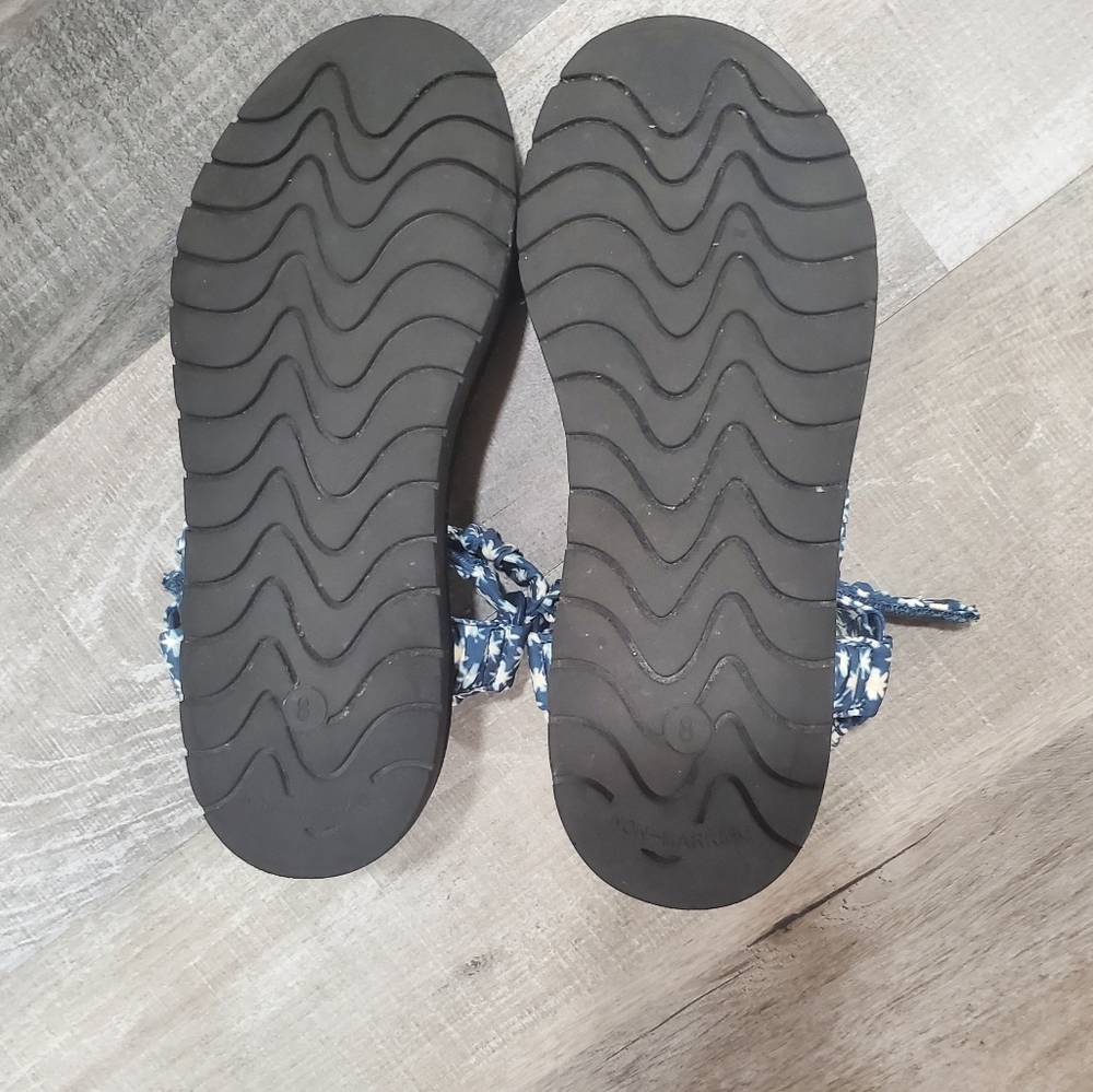 Universal Thread Floris Flatform Blue Velcro Blue… - image 4